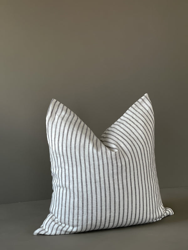 STRIPED LINEN PILLOW COVER | BLVG COLLECTION