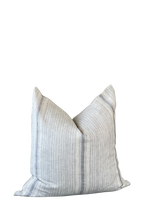 STRIPED LINEN PILLOW COVER II | BLVG COLLECTION