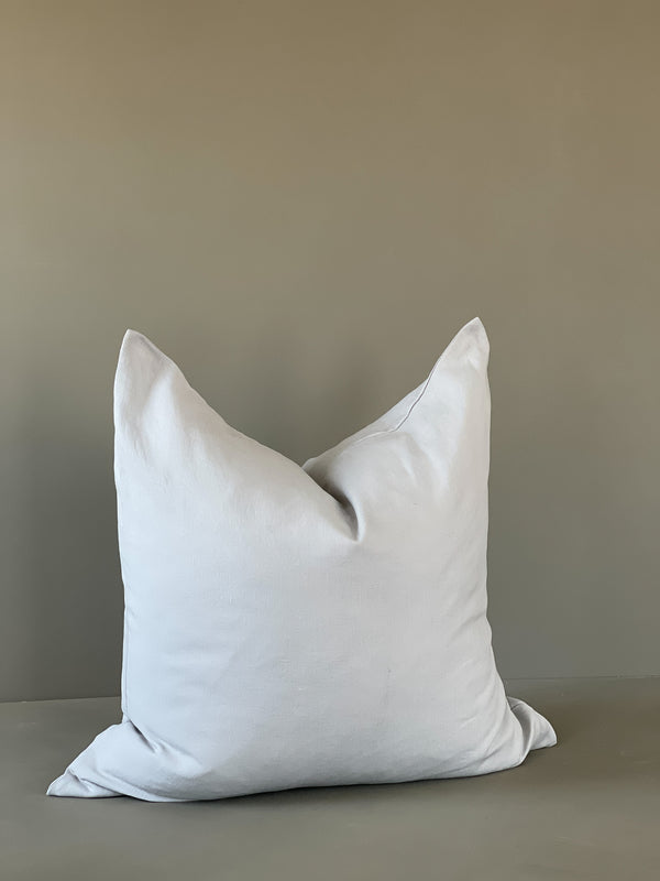 24" SOLID LINEN PILLOW COVER | PALE BLUE | BLVG COLLECTION