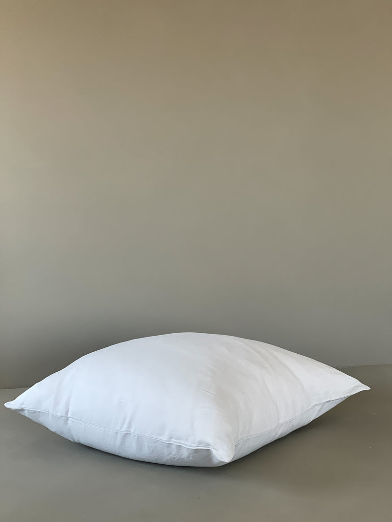 24" SOLID LINEN PILLOW COVER | PALE BLUE | BLVG COLLECTION