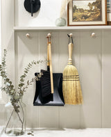 RICE STRAW HAND BRUSH W/ WOODEN HANDLE