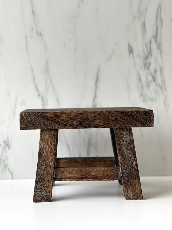 WOODEN STOOL RISER